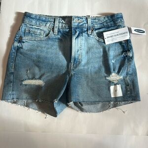 Woman’s size 4 old navy jeans shorts, new with tags